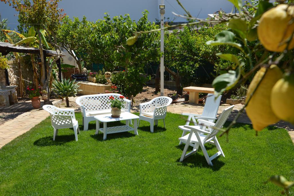 Guest House Al Giardino Dei Limoni Favignana Exterior foto
