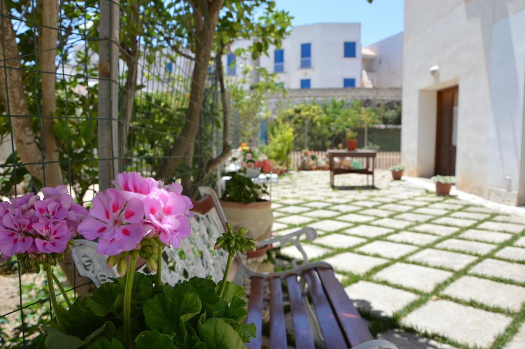 Guest House Al Giardino Dei Limoni Favignana Exterior foto