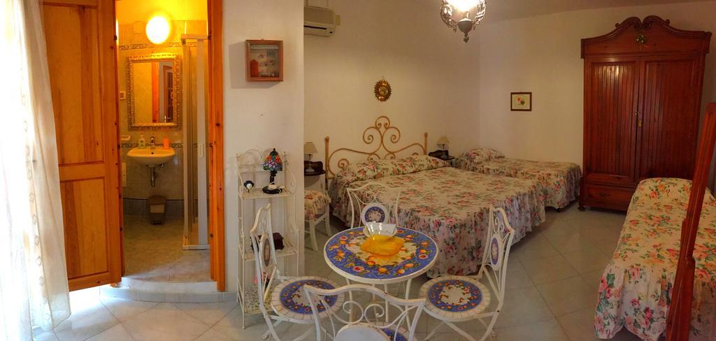 Guest House Al Giardino Dei Limoni Favignana Exterior foto